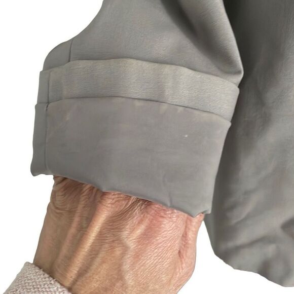 Ann Taylor Gray Taupe Wool Blend 1 Button Blazer - Size 10P - Picture 12 of 12